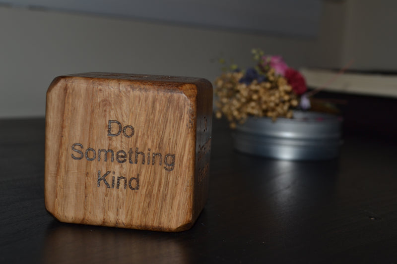 These solid oak cubes offer great versatility as sustainable awards, wedding favours or simply as a unique gift.