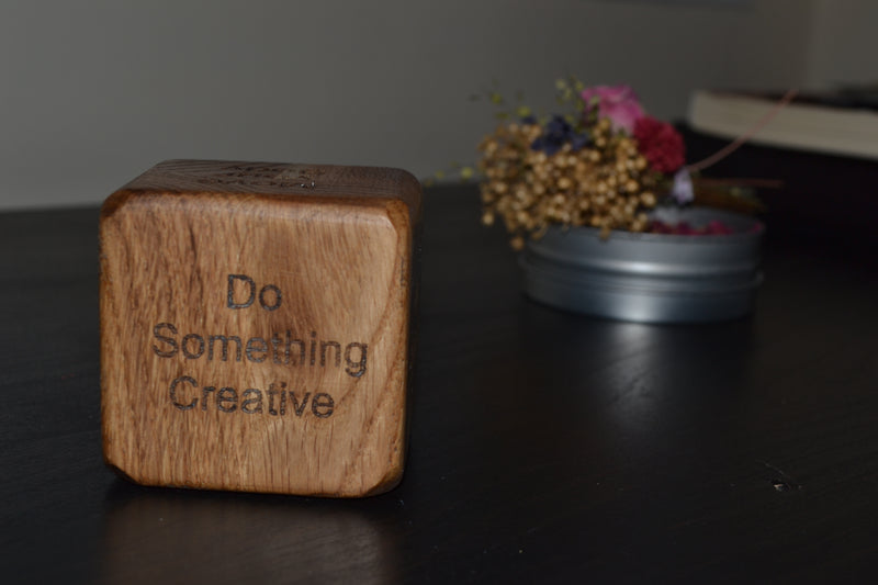 These solid oak cubes offer great versatility as sustainable awards, wedding favours or simply as a unique gift.