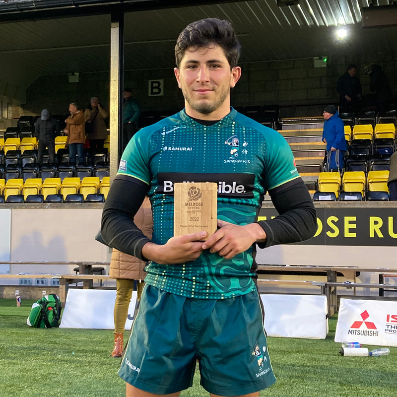 Sustainable Oak Award blocks. Various sizes: mini, small, medium and large. Ideal for schools, clubs, businesses to celebrate their people.